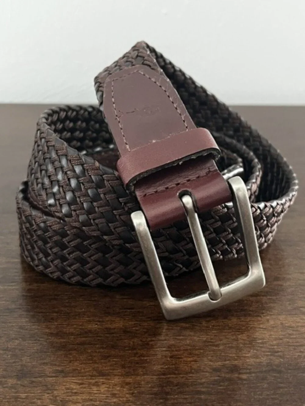 Tommy Bahama Brown Leather Belt Woven Pattern Silver Buckle Men's 40